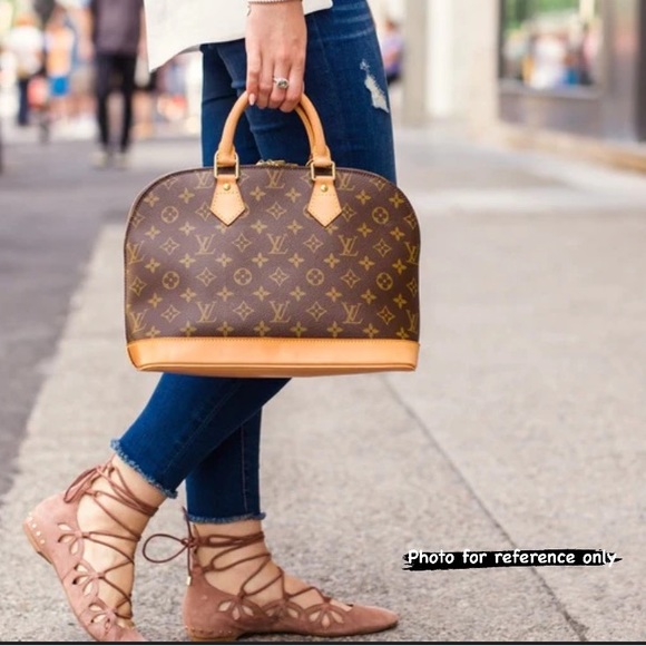 Louis Vuitton Handbags - Sold❌❌❌Authentic Louis Vuitton Alma Monogram PM Size
